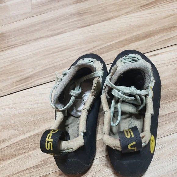 La Sportiva Mythos Climbing Shoes Made In Italy Women 7 Gray 38 - Picture 3 of 5